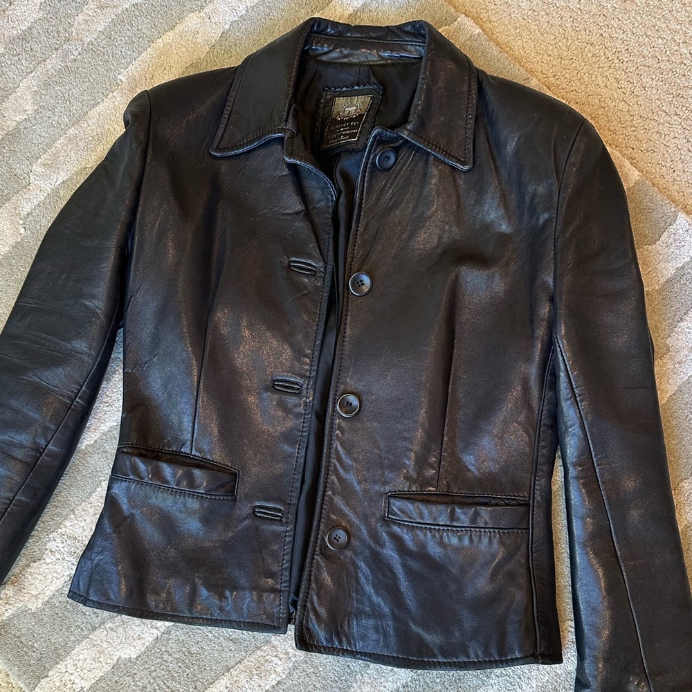 Lambskin leather black blazer